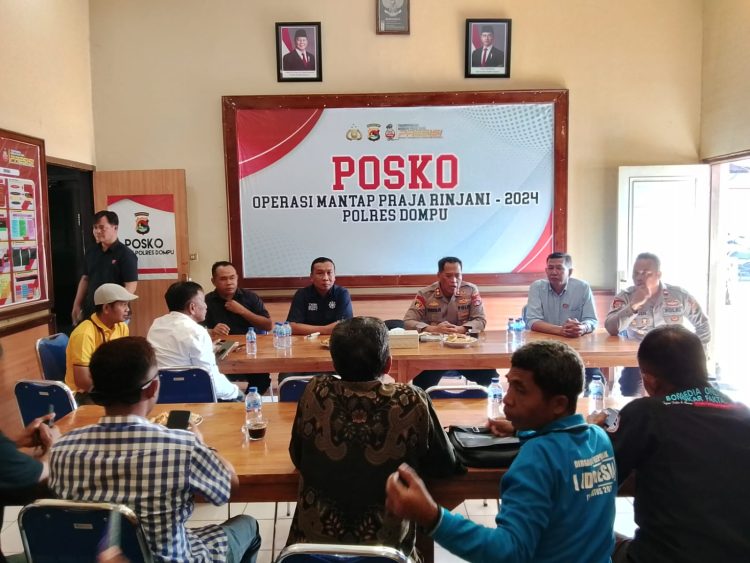 Pererat Silaturahmi Kapolres Dompu Tatap Muka Bersama Insan Pers