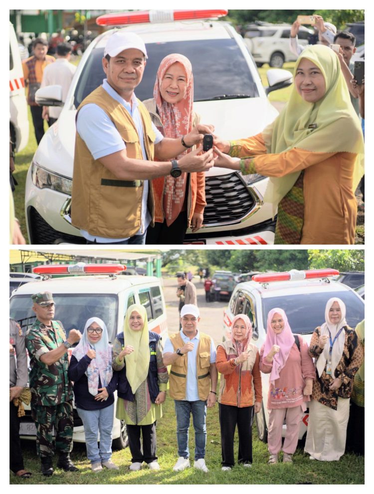 Tingkatkan Pelayanan Kesehatan Bupati Dompu Serahkan Dua Unit Ambulan
