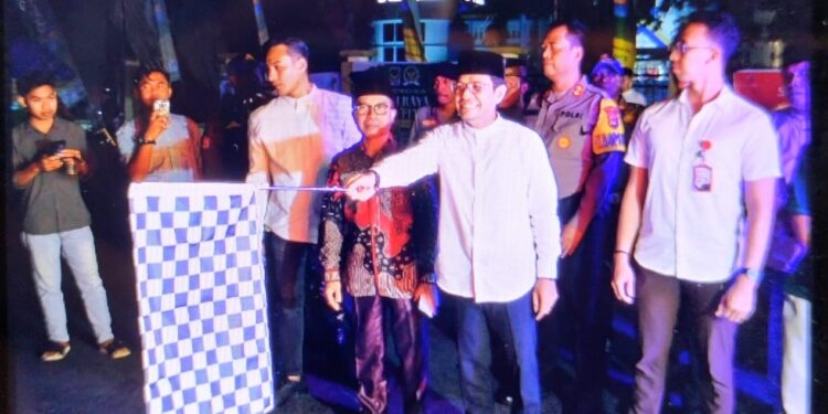 Sambut Hari Raya Idul Fitri 1447 H, Bupati Dompu Lepas Pawai Takbir Keliling